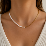 Ava necklace