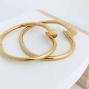Stella Bangle